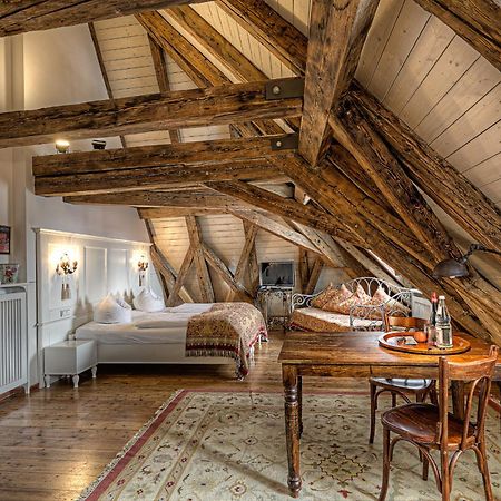 Hotel Orphee - Grosses Haus Regensburg Bagian luar foto